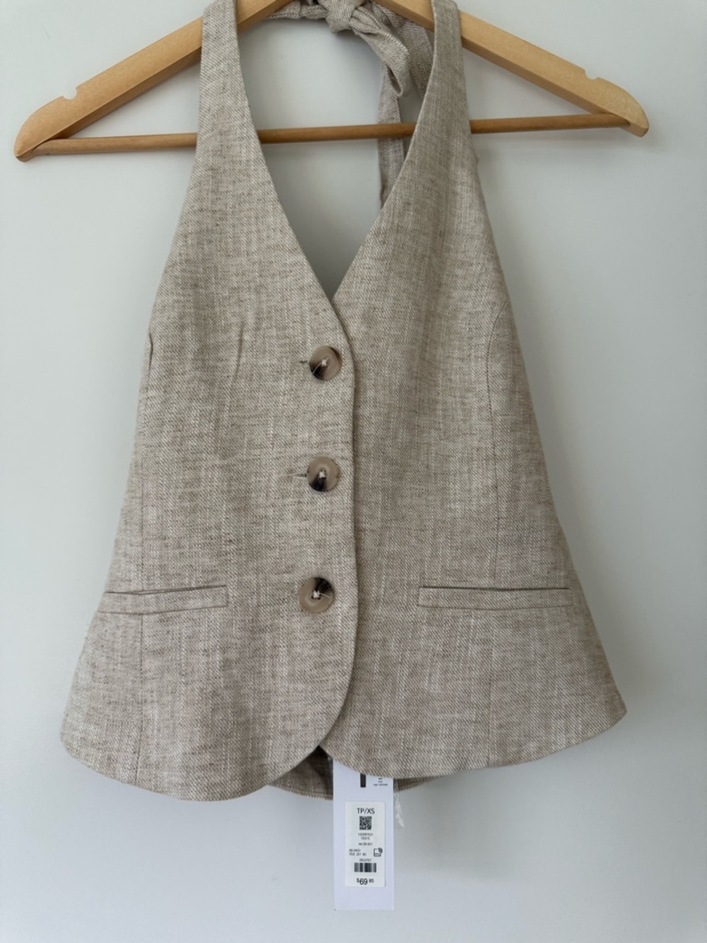 Dynamite Linen-Blend Halter Vest
